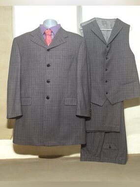 Gray Men's Three-Piece Suit - Classic Prince of Wales Vest & Jacket